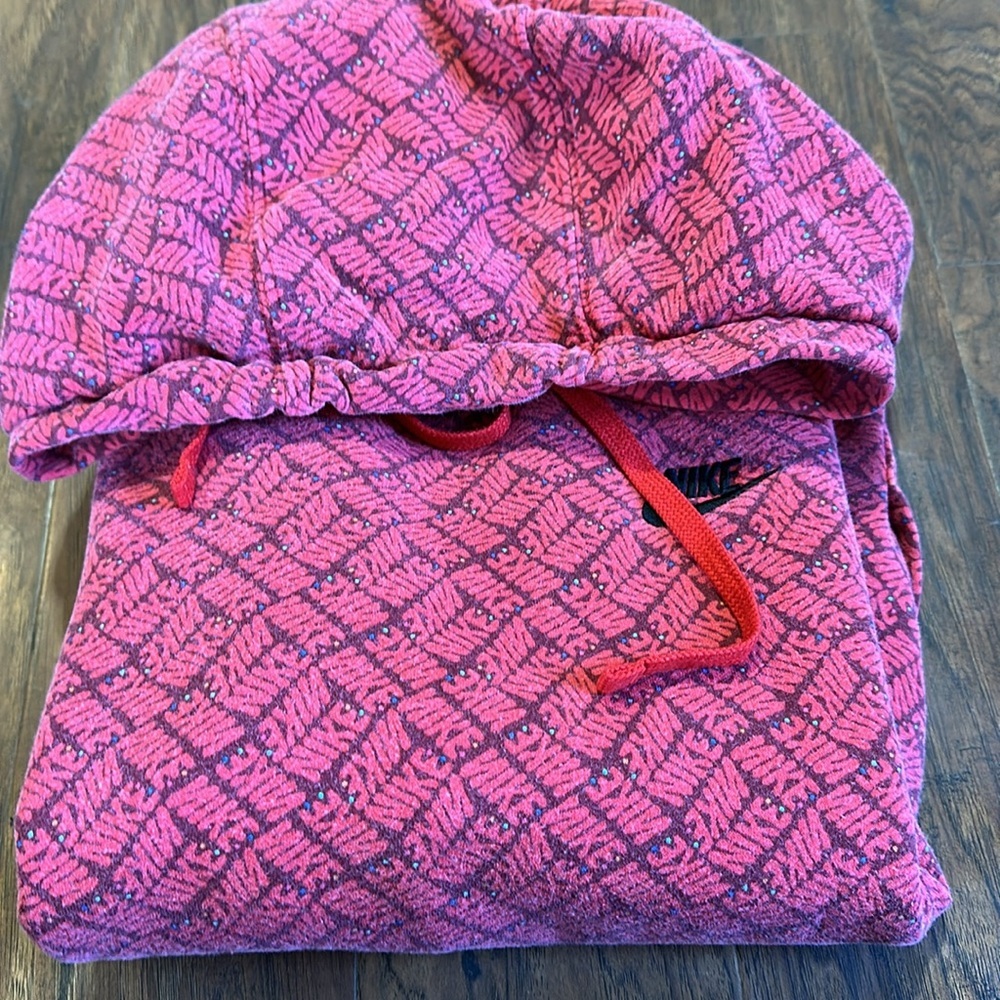 Nike Sportswear Sport Essentials Fleece Pullover - Picture 10 of 10